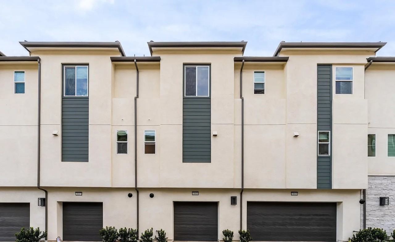 3045 Marquee Way - Photo 2 of 10