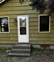 featured image of 729 1/2 Pine St