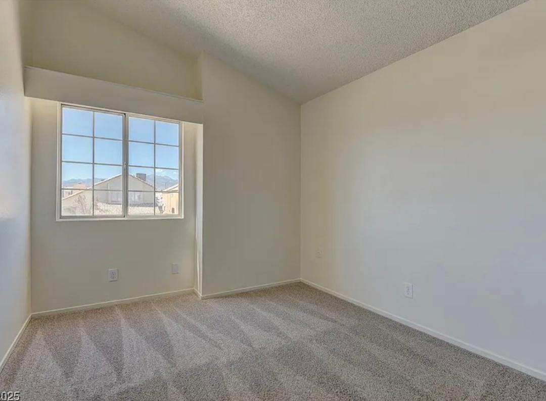 1209 Coral Isle Way - Photo 6 of 11