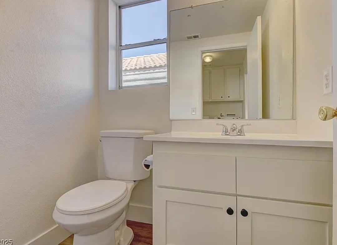 1209 Coral Isle Way - Photo 7 of 11