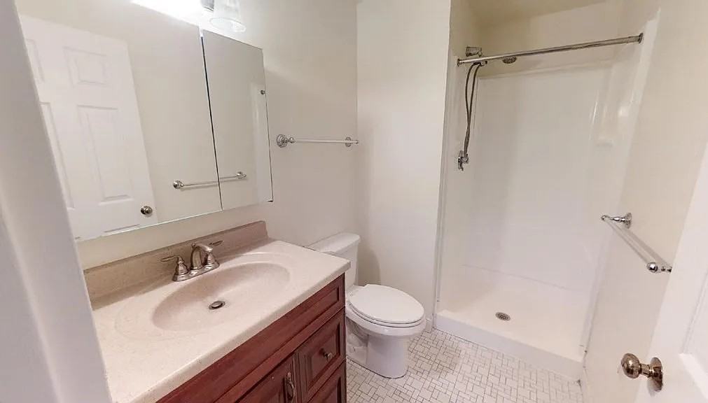 235 Winthrop St #1101 - Photo 5 of 8