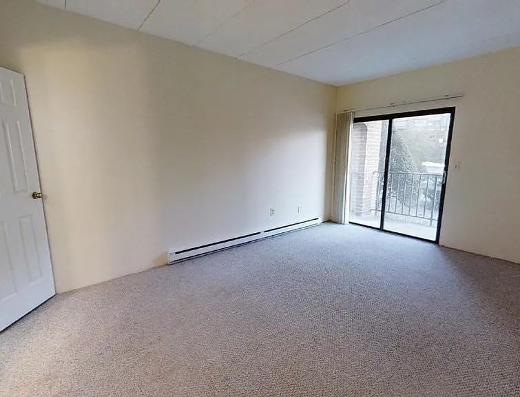 235 Winthrop St #1101 - Photo 6 of 8