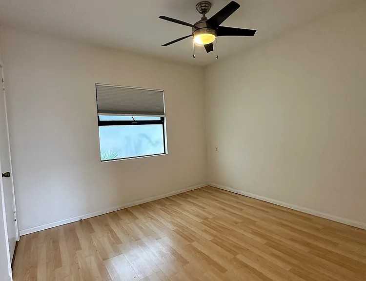 250 4th Ave #A - Photo 6 of 9