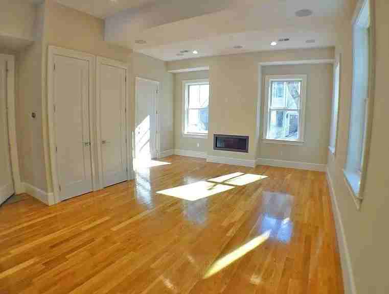 480 E 4th St #1 - Photo 6 of 8