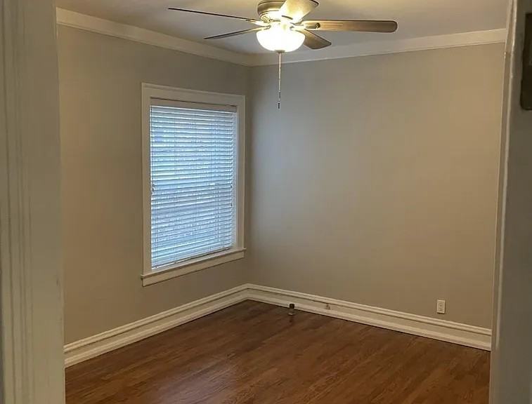 537 W Addison St #2S - Photo 4 of 9