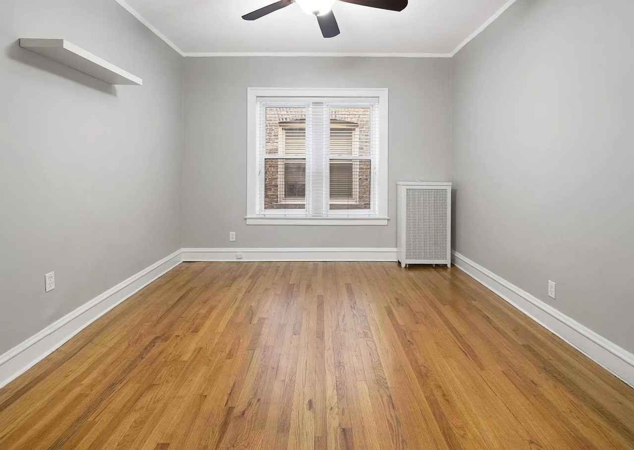 537 W Addison St #2S - Photo 6 of 9