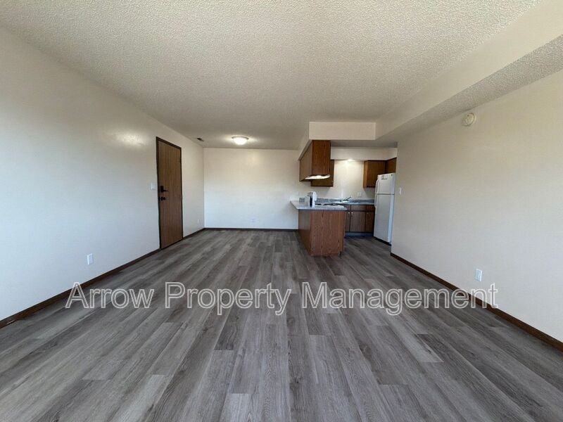 539 N 24th St #8 - Photo 5 of 11