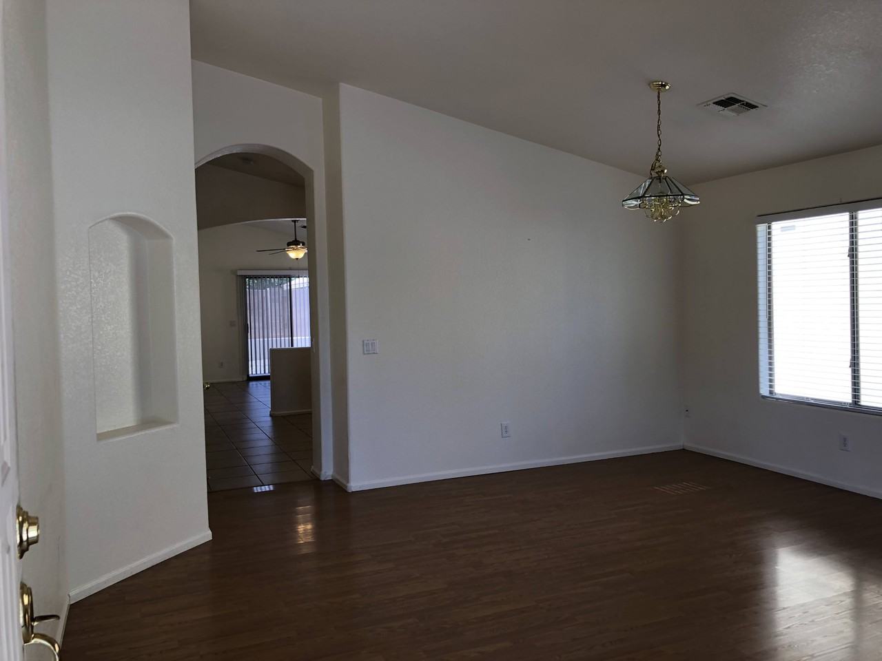 16668 W Belleview St - Photo 3 of 25