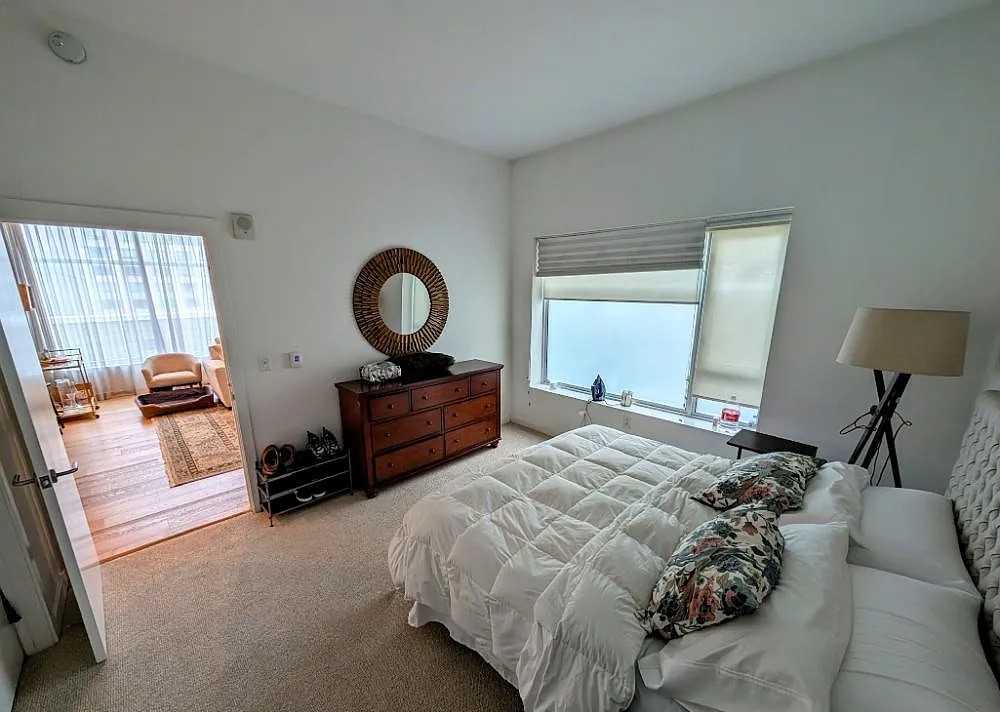 1160 Mission St - Photo 6 of 12