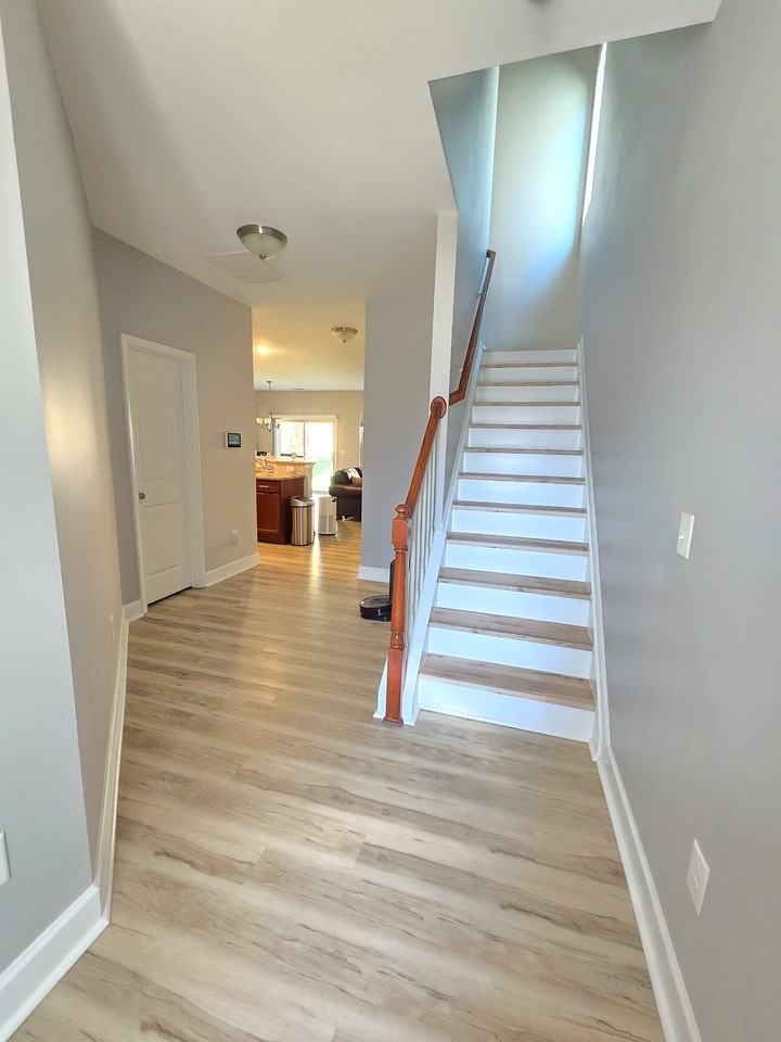 2211 Tanners Mill Dr - Photo 2 of 31