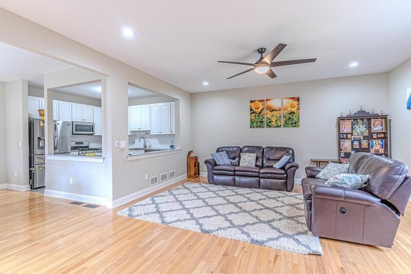 305 Raymound Blvd - Photo 5 of 34