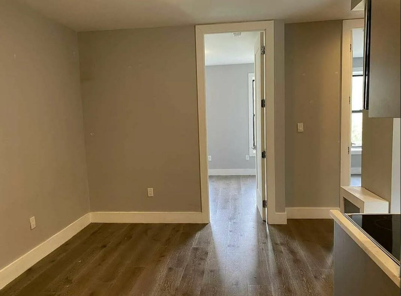 238 E 116Th St - Photo 3 of 5