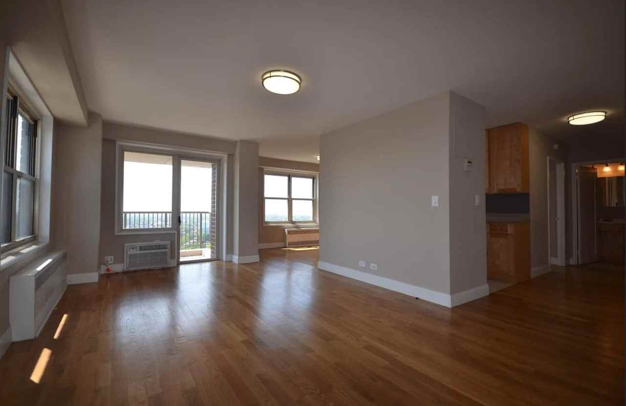 12332 82Nd Ave - Photo 6 of 8