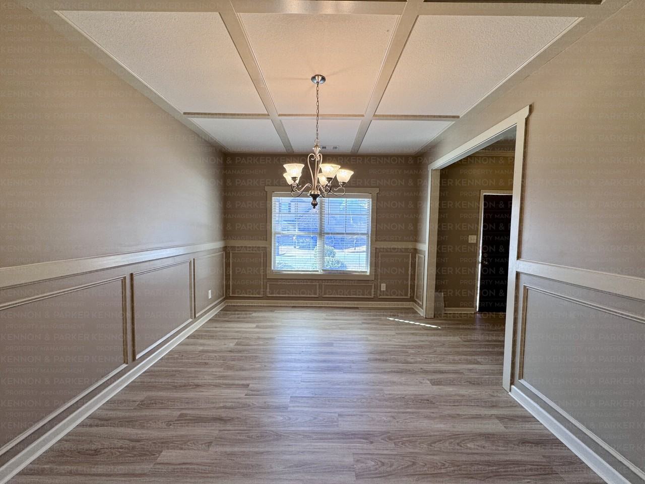 1916 Westminster Dr - Photo 5 of 22