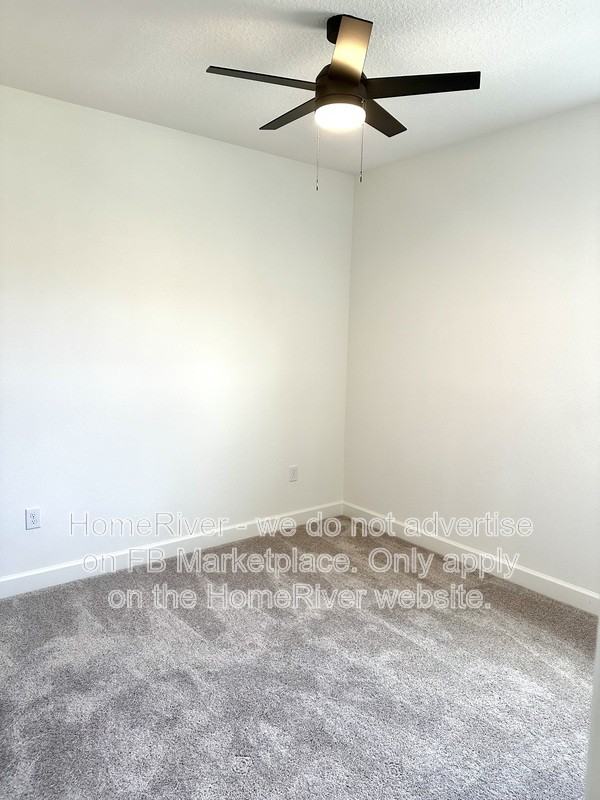 3338 Sanctuary Dr - Photo 4 of 20