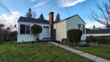 featured image of 2103 N Lafayette Ave