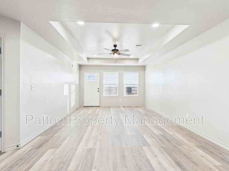 10524 Tierra Santa Drive #B - Photo 4 of 30