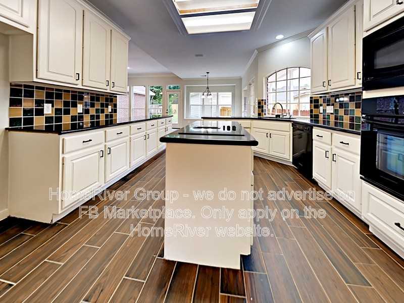 3307 Clear Water Park Dr - Photo 7 of 24