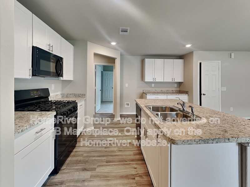 1907 Evening Breeze Ln - Photo 5 of 25