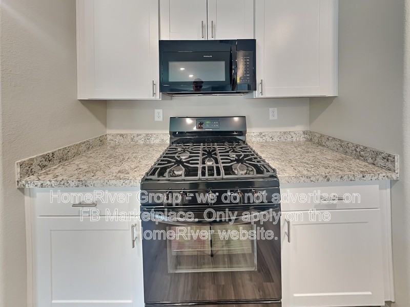 1907 Evening Breeze Ln - Photo 7 of 25