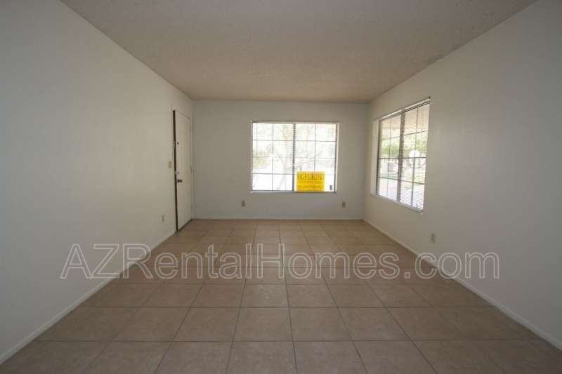 925 N College Ave #H131 - Photo 3 of 7