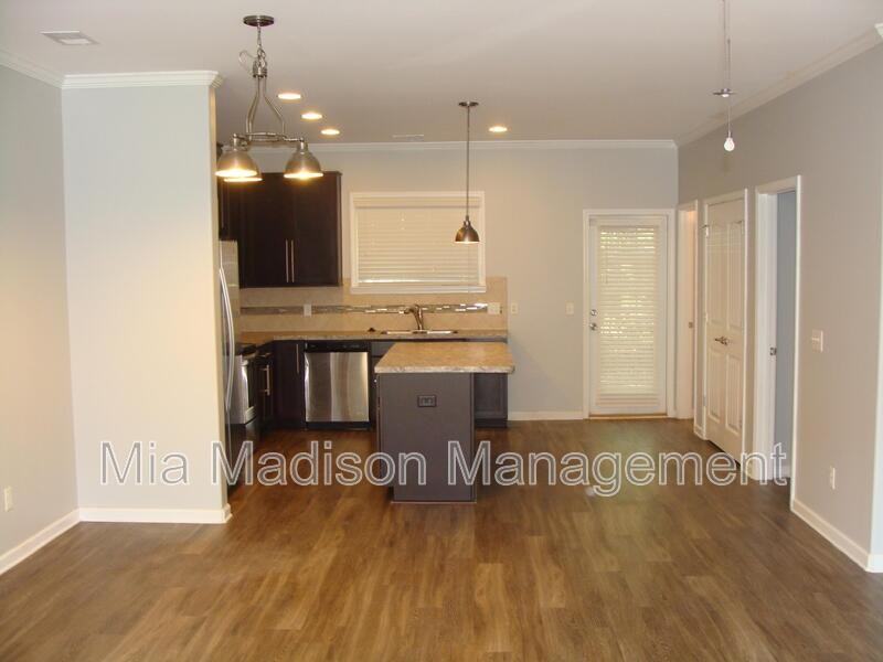 115 Reese Way - Photo 3 of 11