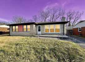 featured image of 2364 Shandon Dr