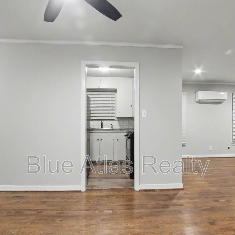 3643 Lafayette Ave - Photo 4 of 19