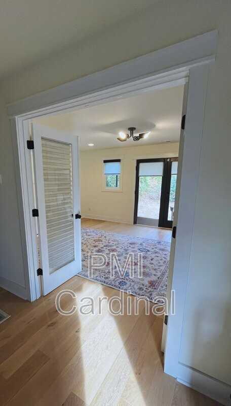 3121 Colyer Pl - Photo 3 of 21