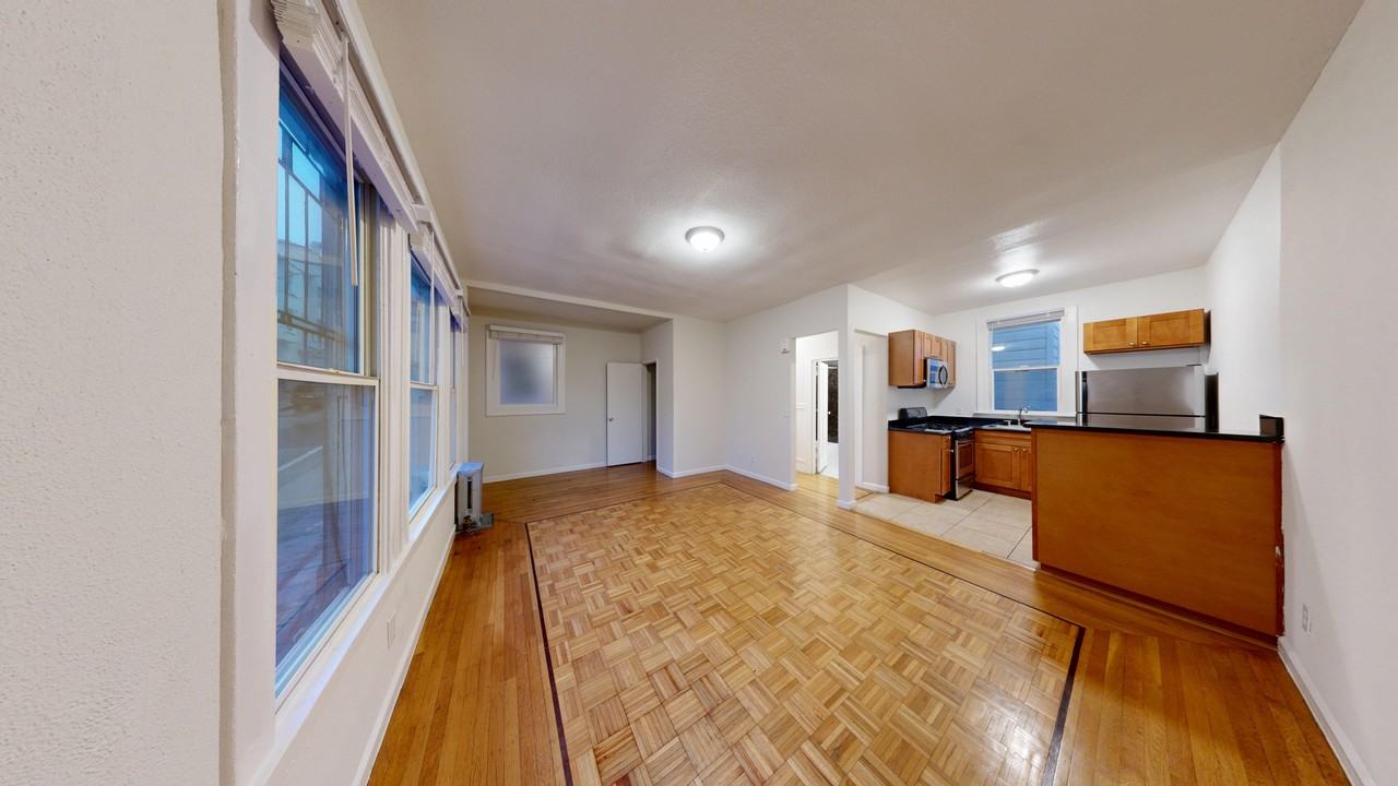 1547 Clay Street - Photo 7 of 10