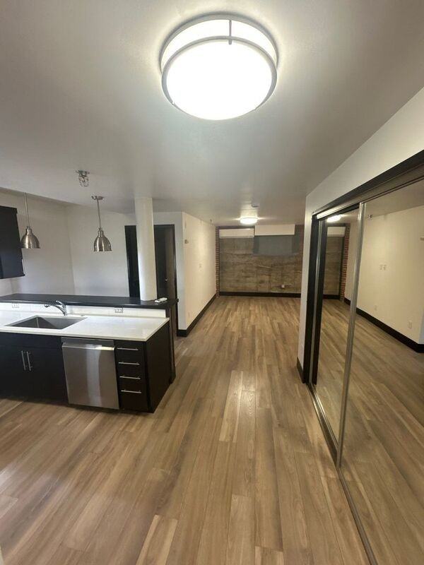 160 Liberty St Ne #M30 - Photo 2 of 11