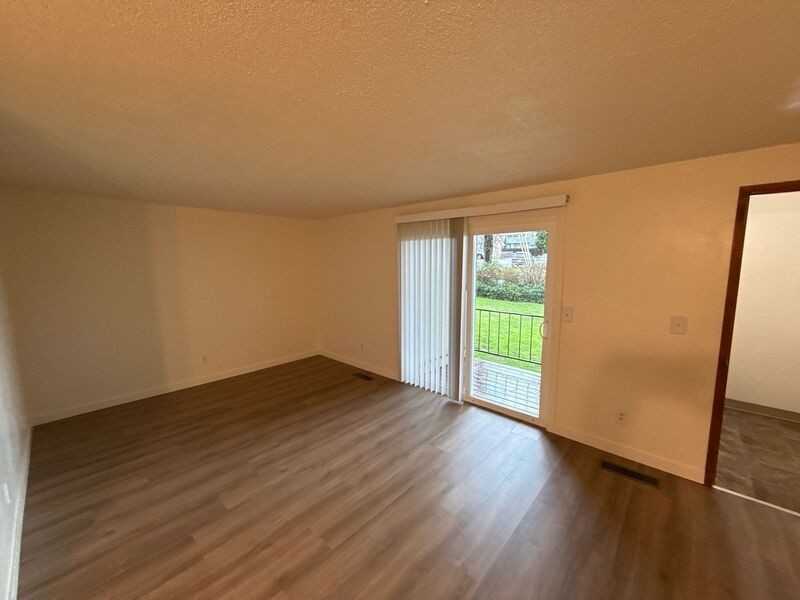 644 Taybin Rd Nw Apt A - Photo 3 of 23