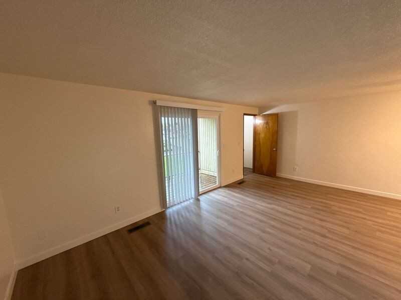 644 Taybin Rd Nw Apt A - Photo 4 of 23