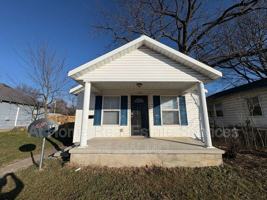 featured image of 704 N Kansas Expy