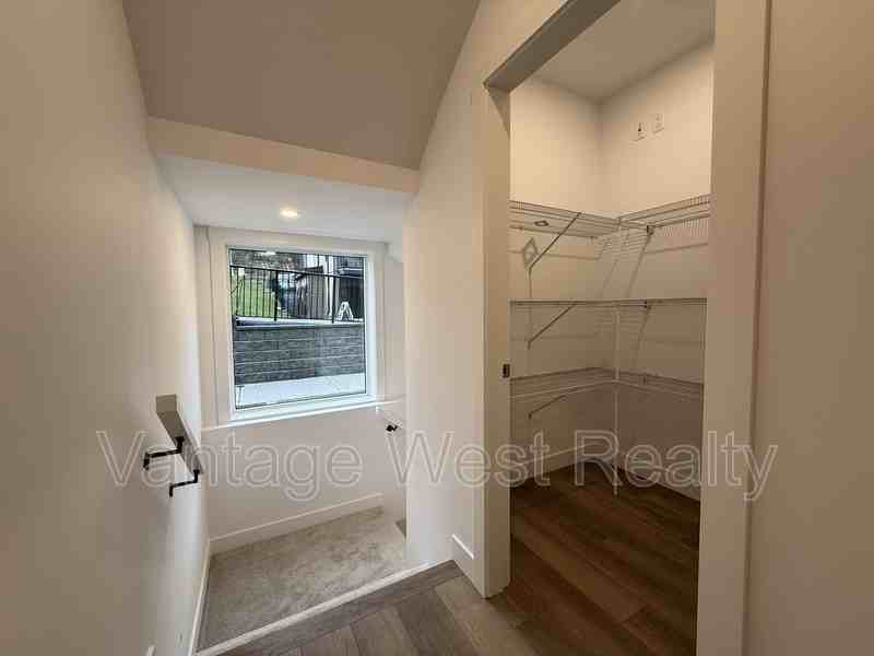 1701 Shannon Lake Rd - Photo 7 of 33