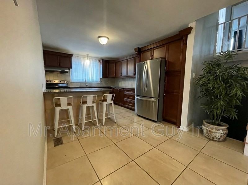 19 Enola Ave - Photo 4 of 13