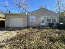 3136 Se Fremont St - Photo 1 of 1