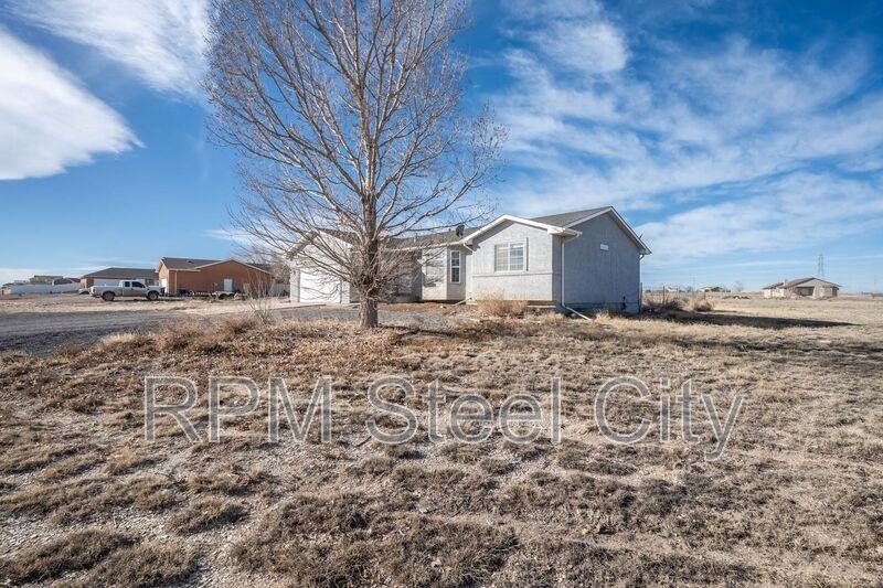 265 N Paramount Ln - Photo 3 of 37