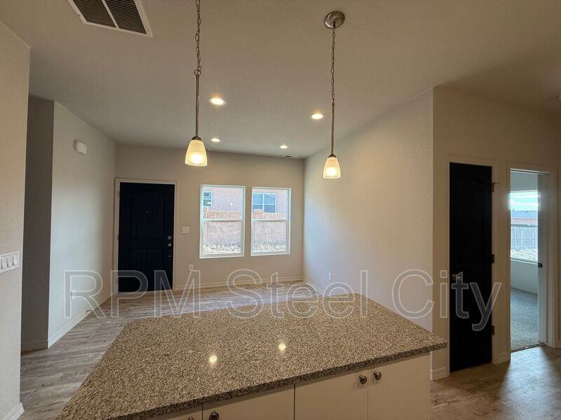 278 W Harmony Dr - Photo 3 of 13