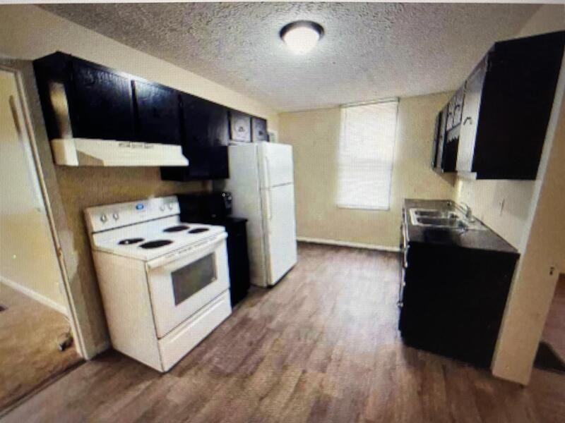 1425 Sumner St - Photo 2 of 5