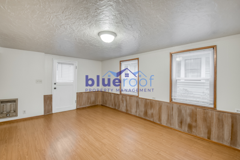 3242 Se Alder Ct - Photo 3 of 12