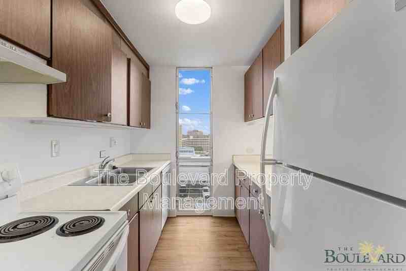 3020 Ala Napuaa Pl #604 - Photo 7 of 20