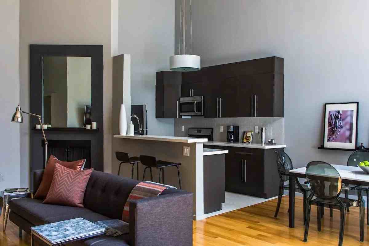 888 Hilgard - Photo 2 of 44