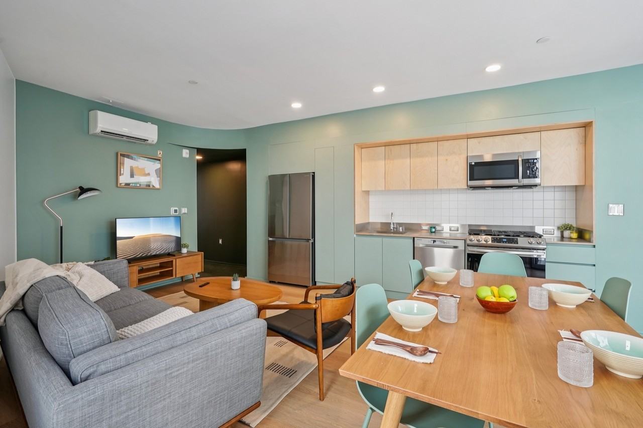 Comma Barrington Co-Living - Photo 7 of 50