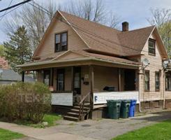 featured image of 202 4th St