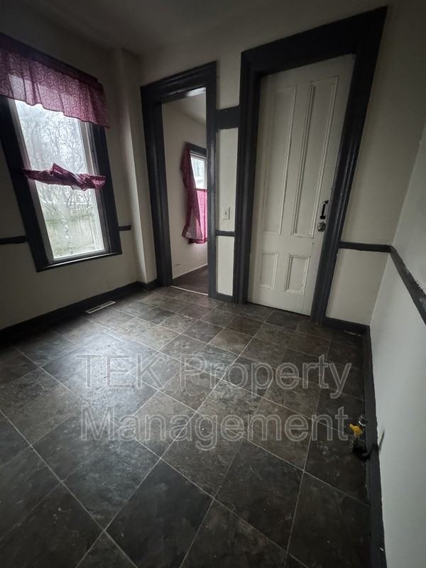 127 Avenue B #127 - Photo 7 of 8