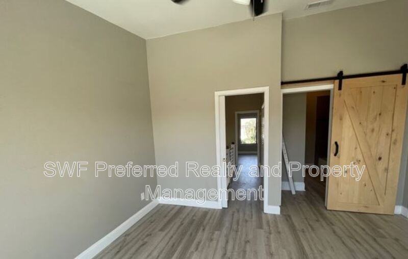 4318 Se 5th Ave #2 - Photo 5 of 20