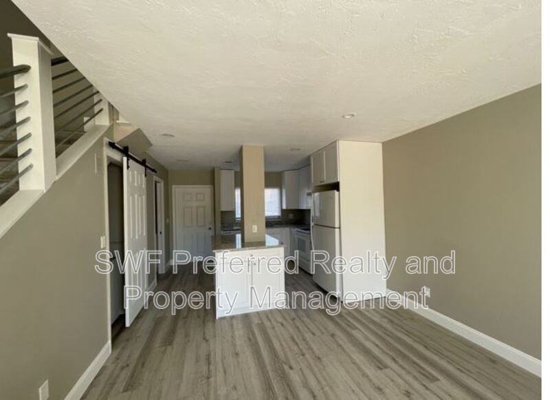 4318 Se 5th Ave #2 - Photo 6 of 20