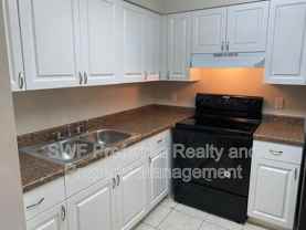 1418 Se 8th Ter #3 - Photo 1 of 1