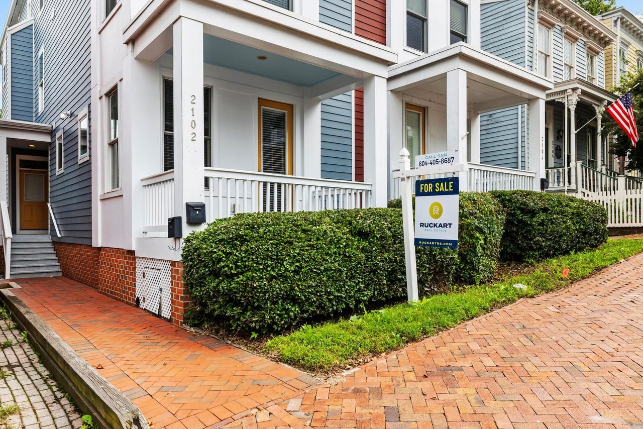 2102 E Broad St #B - Photo 5 of 19